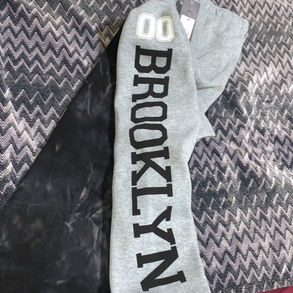 Double coloured sweatpants NEW with tag on - Picture 3 of 5